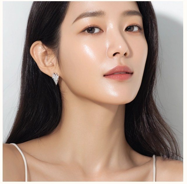 여성 모델 얼굴
